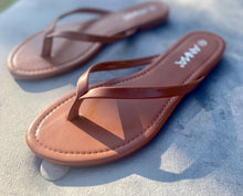 Load image into Gallery viewer, Rylie Sandals
